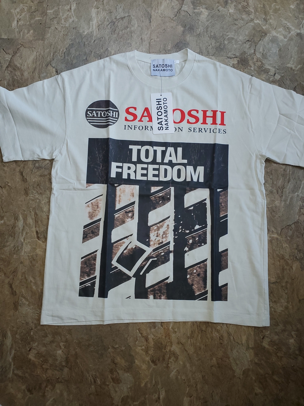 & Other Stories White Short-Sleeve 'Total Freedom' Graphic Tee